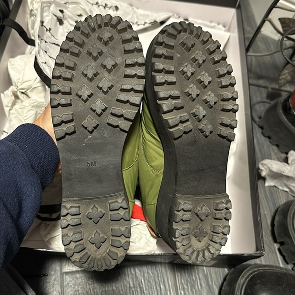 Dolls kill poster girl kush combat flight boot 5M preowned - Picture 14 of 15